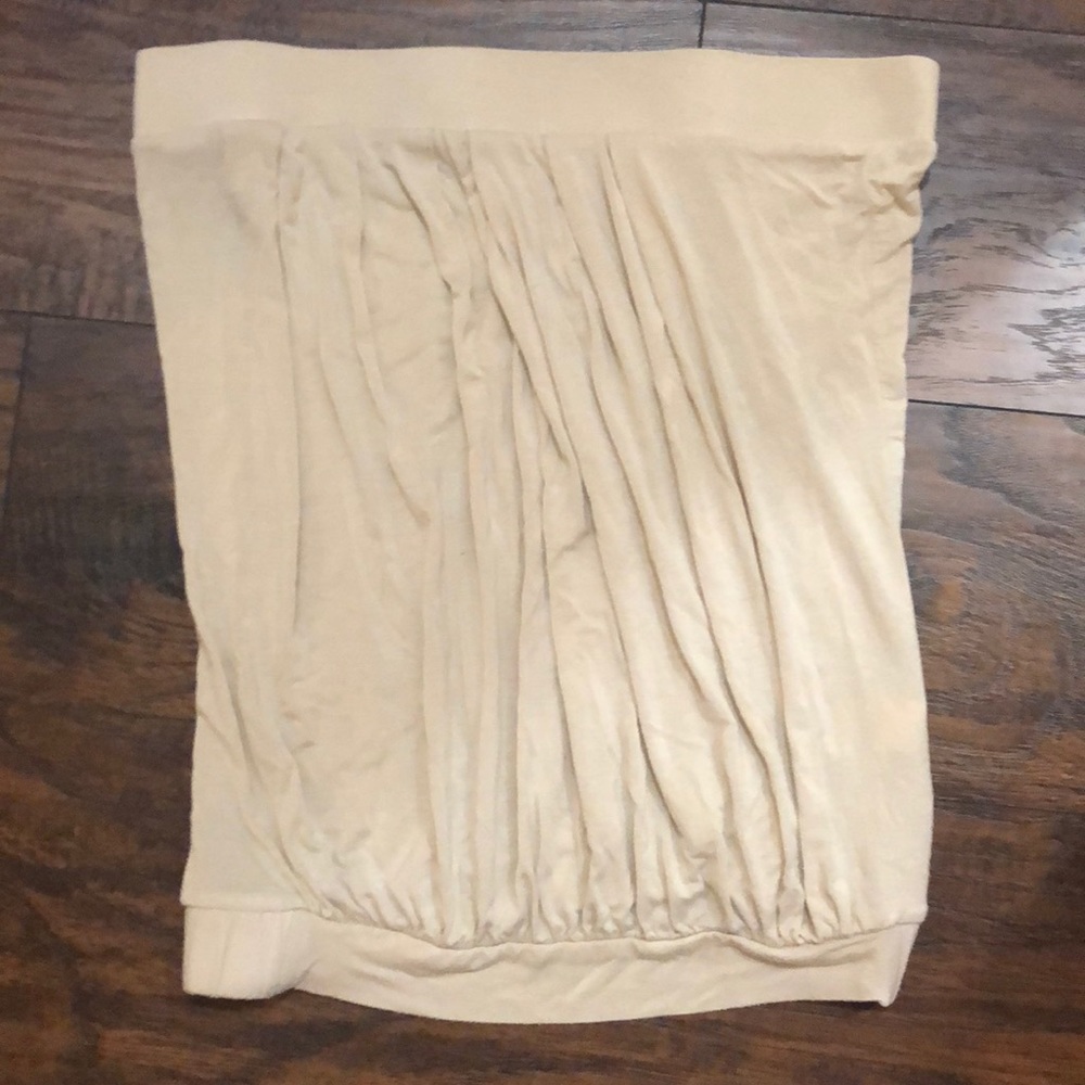 Sexy pleated tube top!
